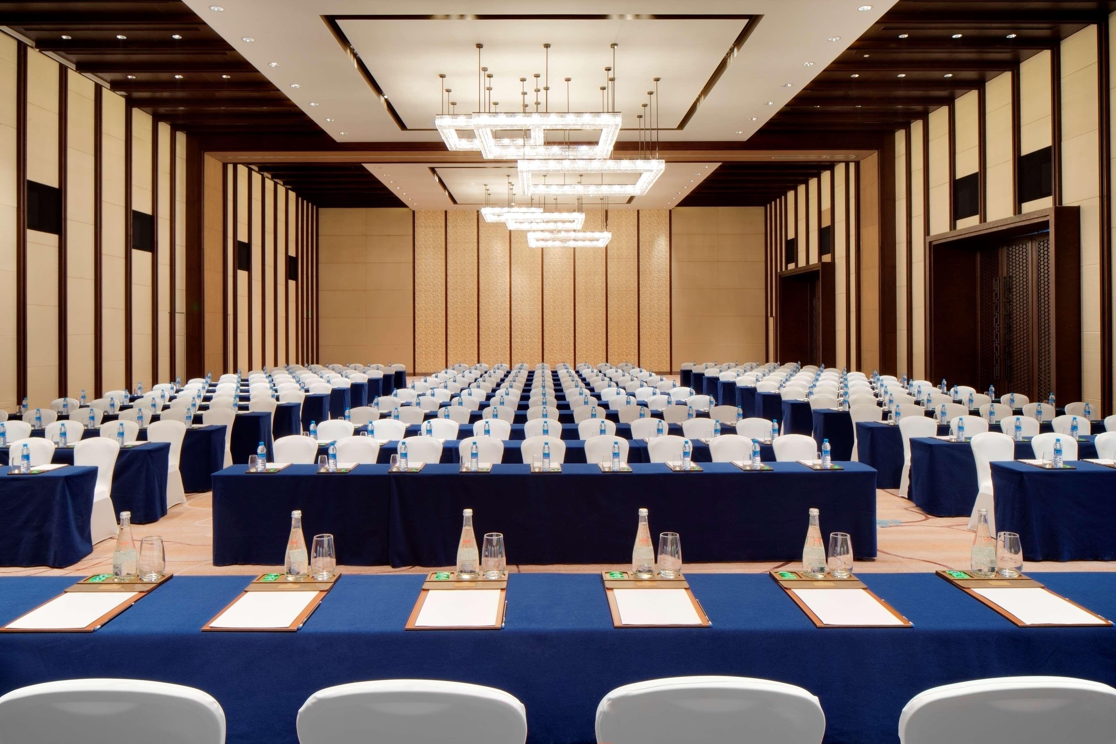 Chongqing Ronghui Grand Hotel Eksteriør billede